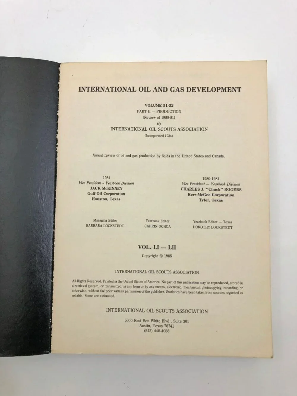 International Oil & Gas Yearbook 1982 Vol LI-LII Part II PB Vintage